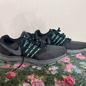 Nike Black and Mint Athletic Sneakers